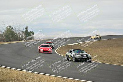 media/Jan-26-2025-CalClub SCCA (Sun) [[cfcea7df88]]/Group 1/Race/